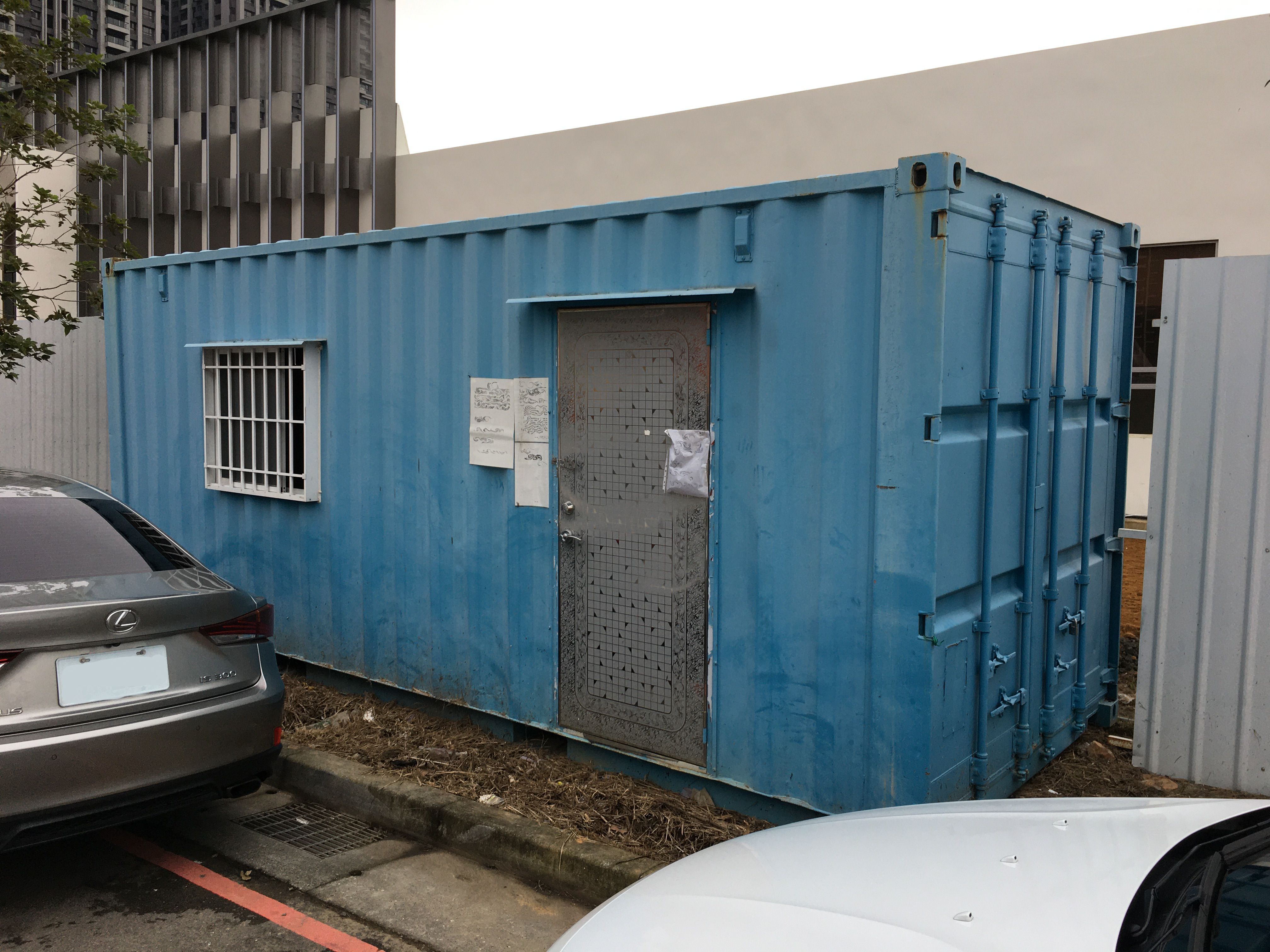cover blue construction cargo box office